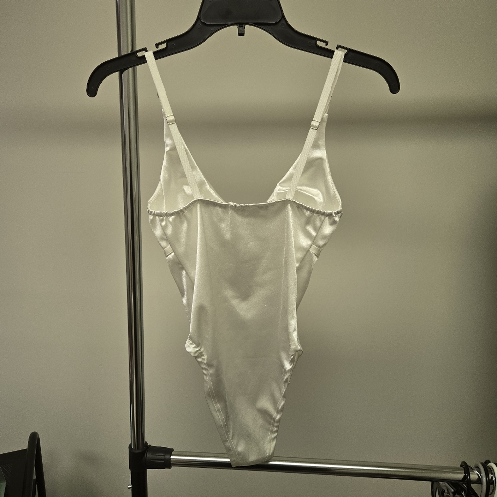 Body suit - Picture 2 of 2